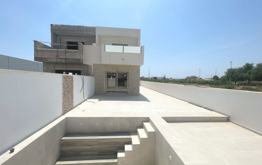 Sale - Semi Detached - Daya Nueva