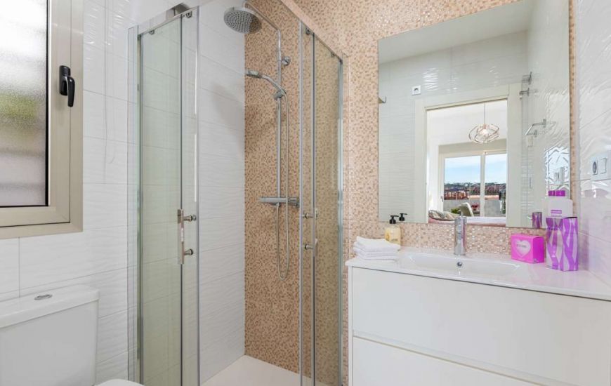 Sale - Villa - Villamartin