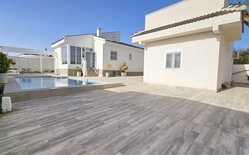 Sale - Villa - Ciudad Quesada