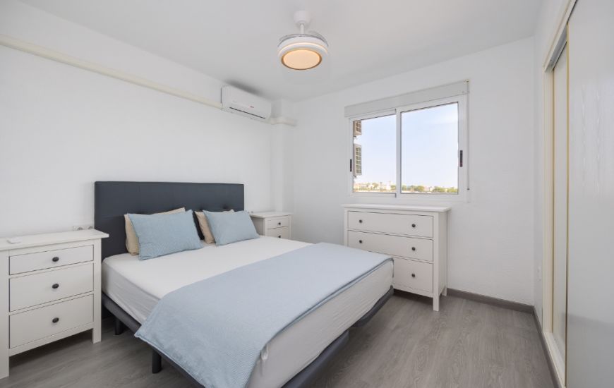 Sale - Apartments - Punta Prima