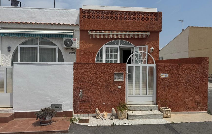 Venta - Villa - Torrevieja