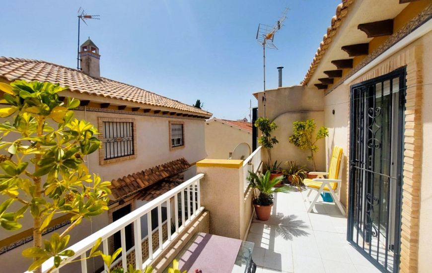 Sale - Semi Detached - Torrevieja