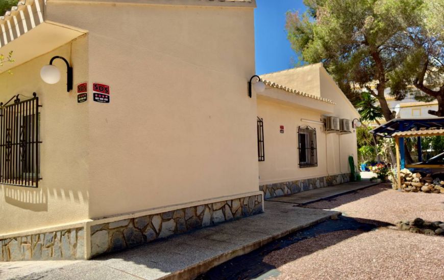 Venta - Villa - Algorfa