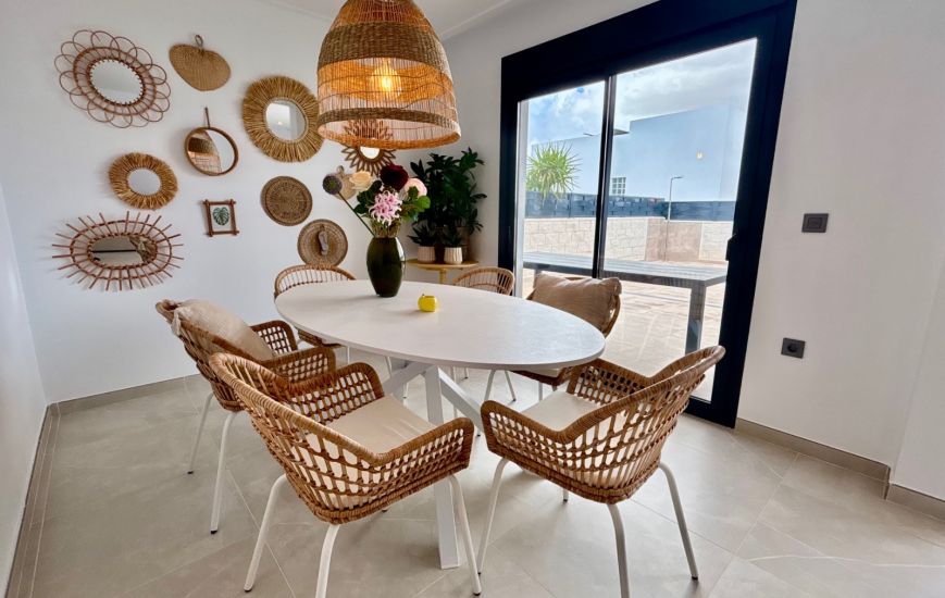 Venta - Villa - Benijofar