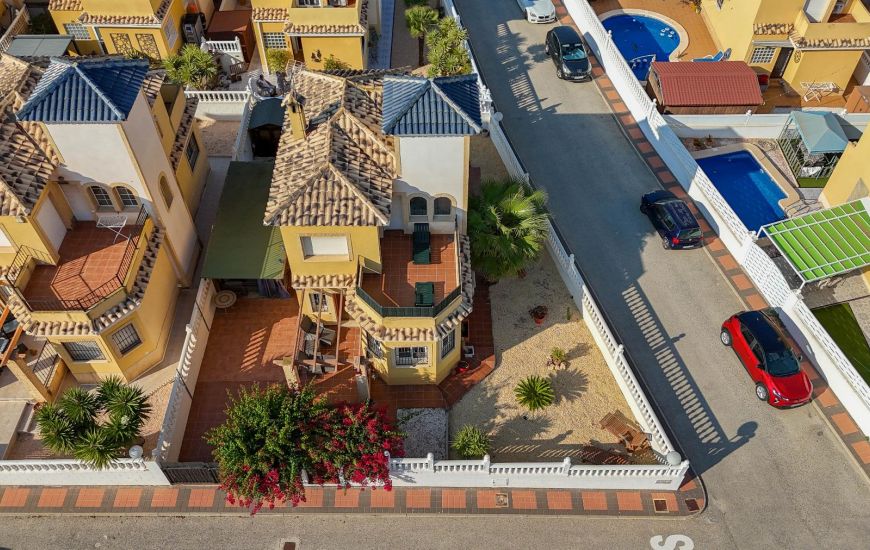 Sale - Villa - Algorfa