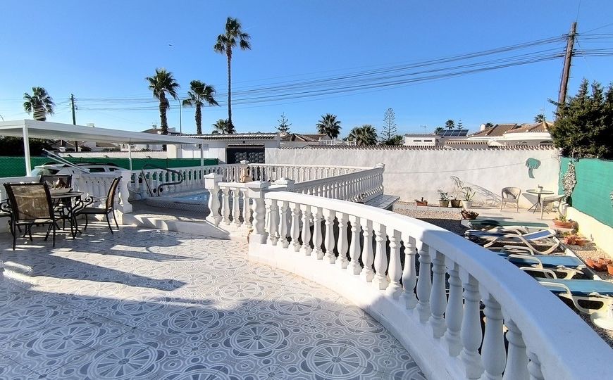 Venta - Villa - Torrevieja