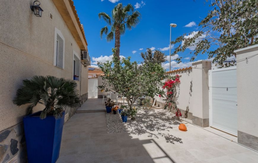 Sale - Villa - Ciudad Quesada
