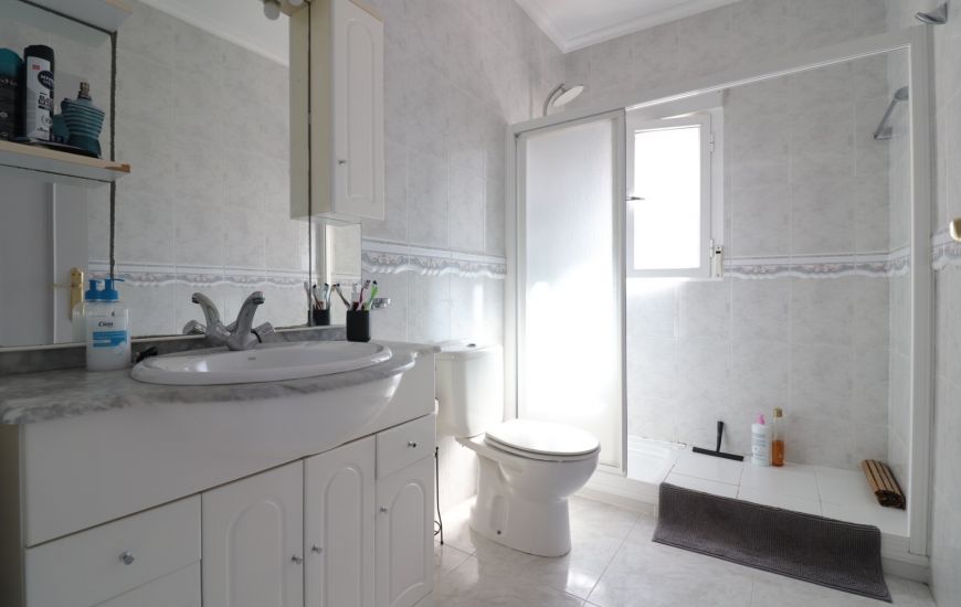 Sale - Villa - Benimar