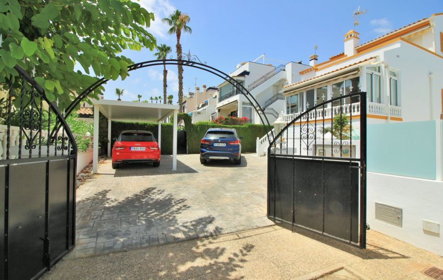 Venta - Villa - Villamartin
