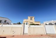 Sale - Villa - Villamartin