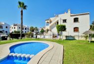 Sale - Rijtjeshuis - Villamartin