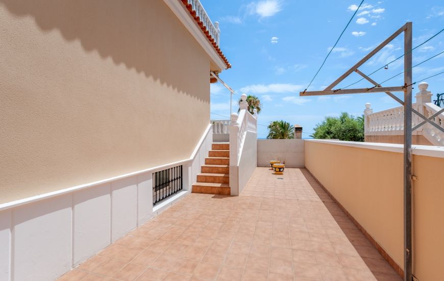 Sale - Villa - Torrevieja