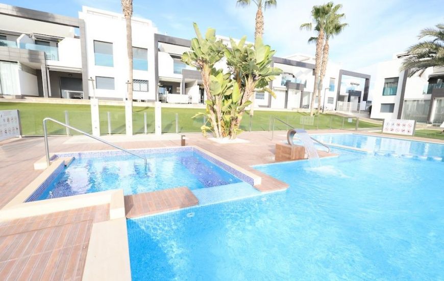 Sale - Bungalow - Orihuela Costa