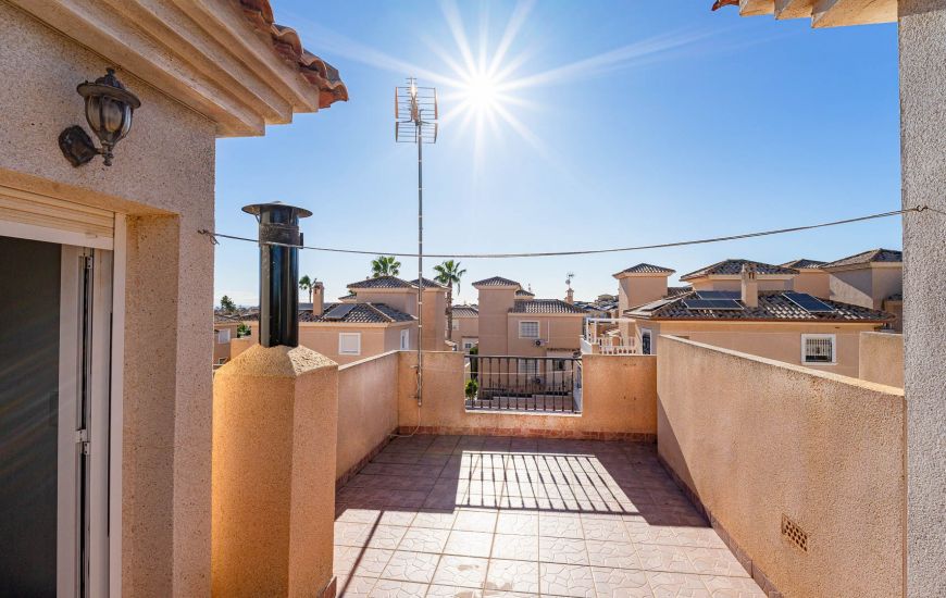 Sale - Adosado - Punta Prima