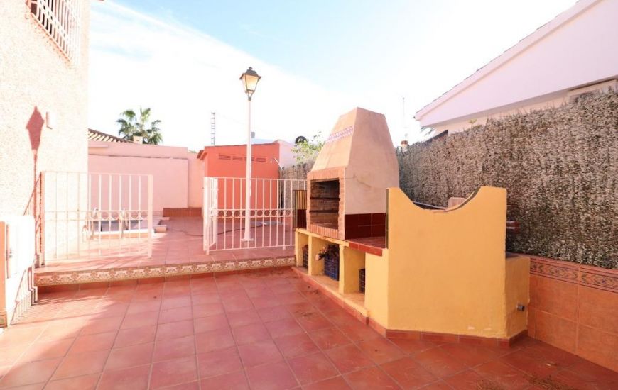 Sale - Villa - Cabo Roig