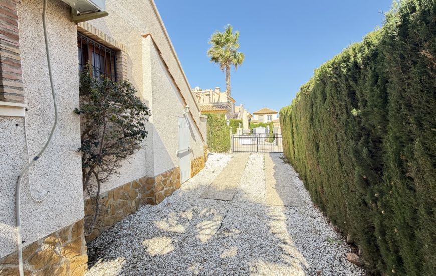 Sale - Bungalow - Villamartin