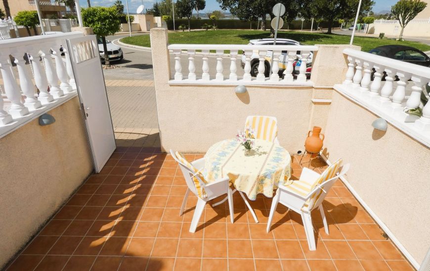 Sale - Link-Detached Villa - Torrevieja