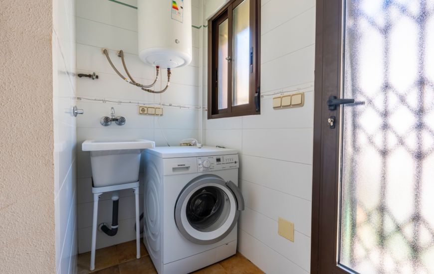 Sale - Villa - Villamartin