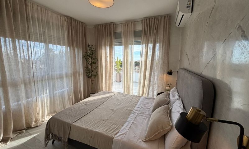 Sale - Villa - Orihuela Costa