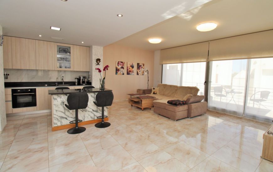 Sale - Villa - Villamartin