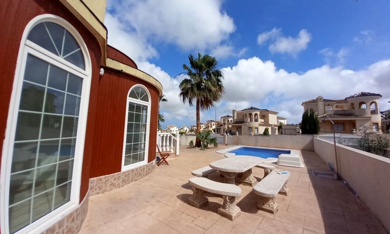 Sale - Villa - Pilar de la Horadada