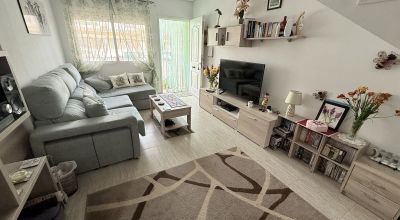 Townhouse - Sale - Daya Nueva - Daya Nueva