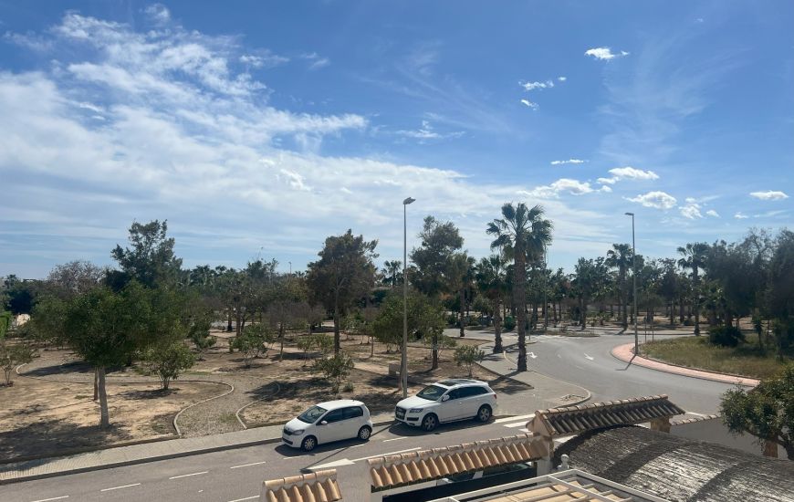 Sale - Villa - El Raso