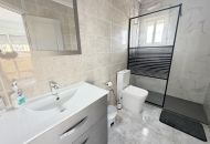 Sale - Villa - Villamartin