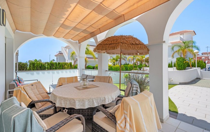 Sale - Villa - Ciudad Quesada