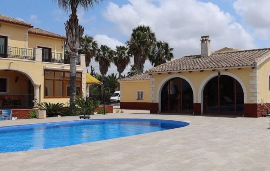 Venta - Villa - Orihuela