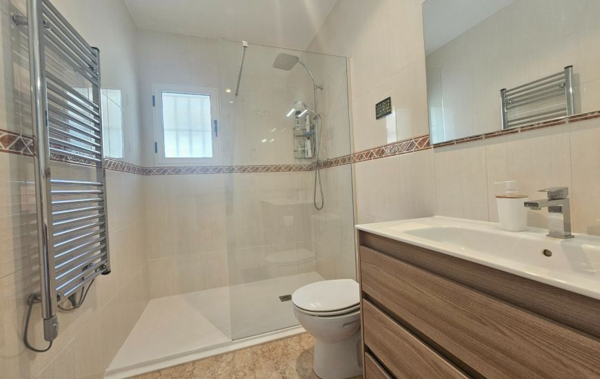 Venta - Villa - Benimar