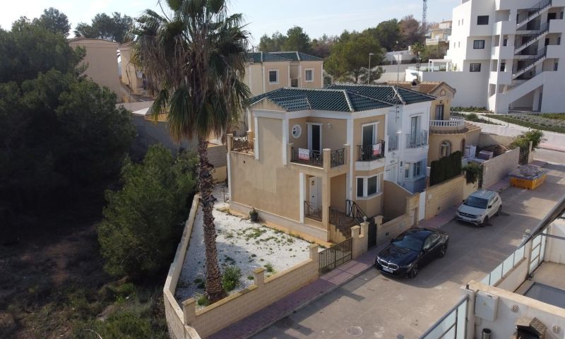 Venta - Villa - Orihuela