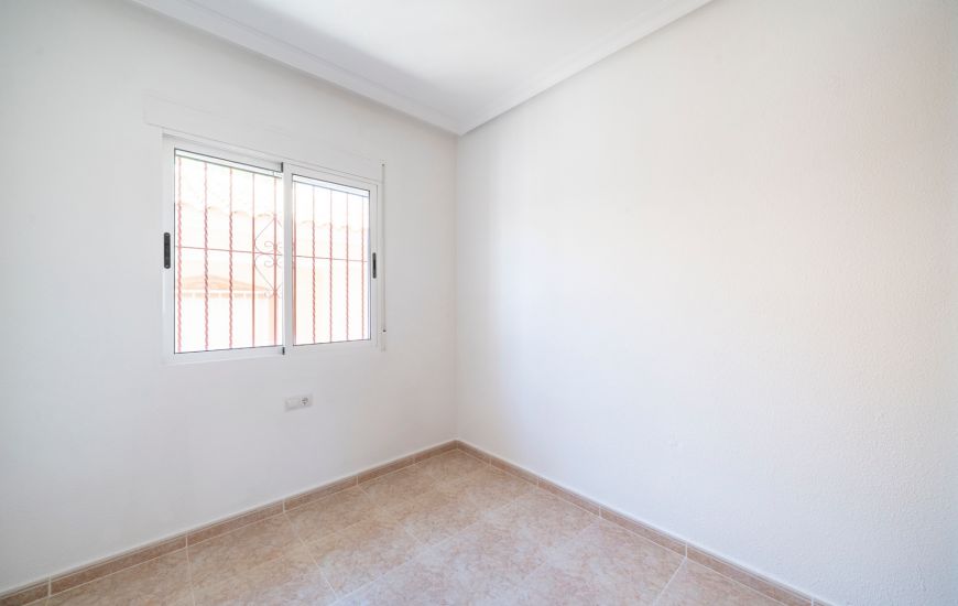 Sale - Villa - Algorfa