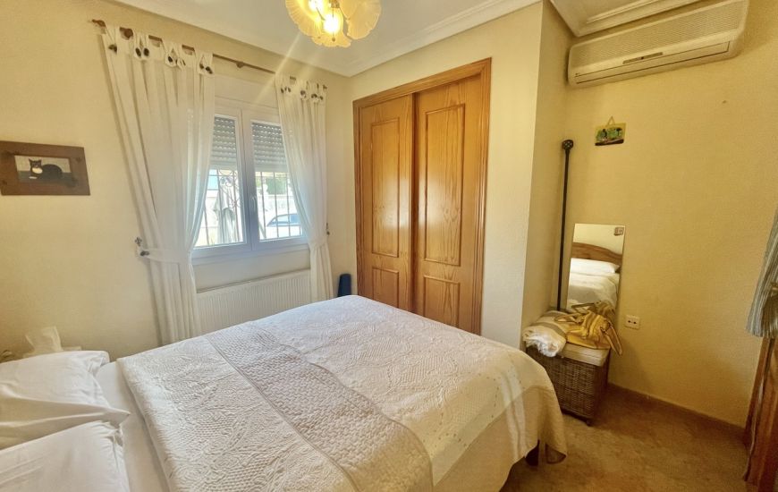 Sale - Villa - Algorfa
