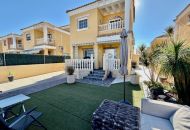 Sale - Villa - El Raso