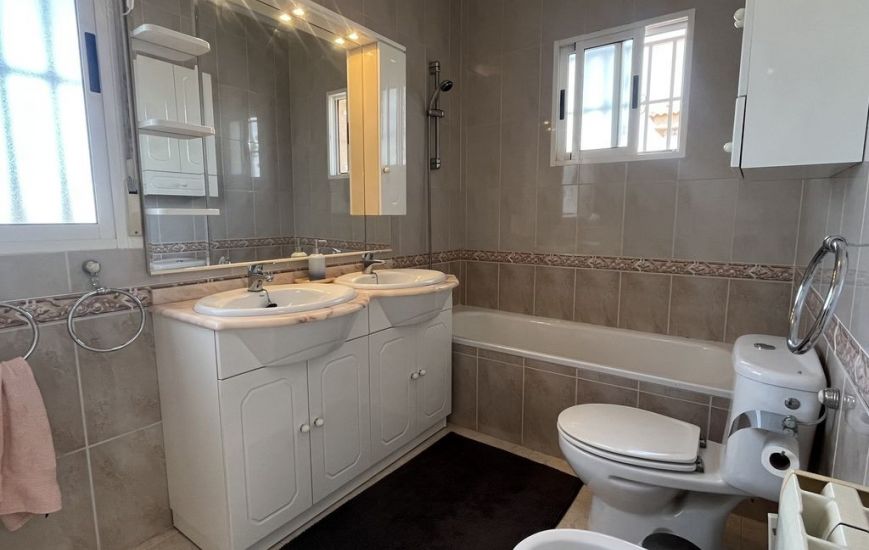 Sale - Vila - Algorfa