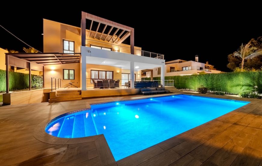 Sale - Villa - Cabo Roig