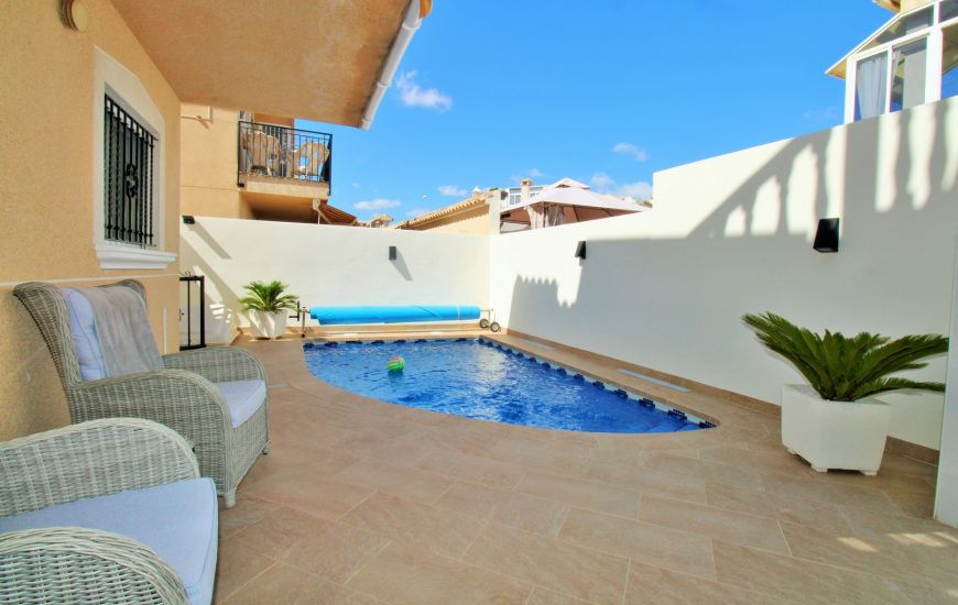 Venta - Villa - Villamartin