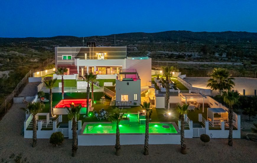 Sale - Villa - Torremendo