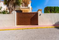 Sale - Villa - Villamartin