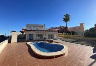 Sale - Villa - Los Balcones