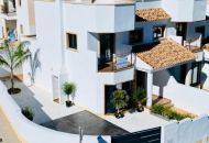 New Build - Townhouse - 