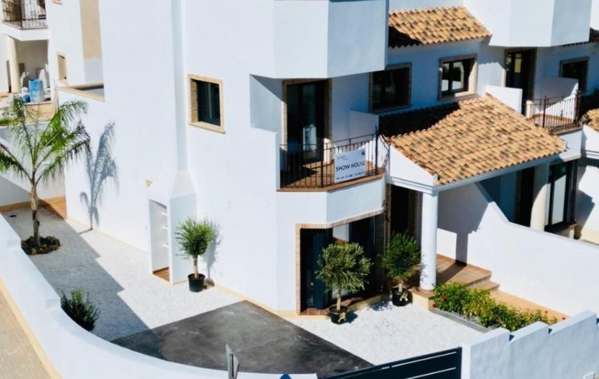 New Build - Townhouse - 