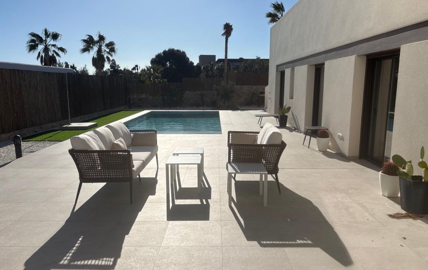 Sale - Villa - Algorfa