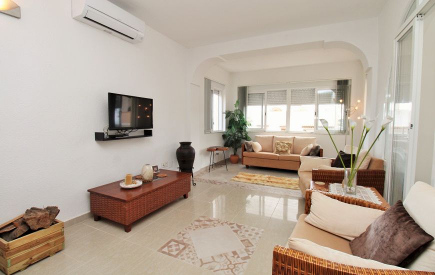 Sale - Villa - Villamartin