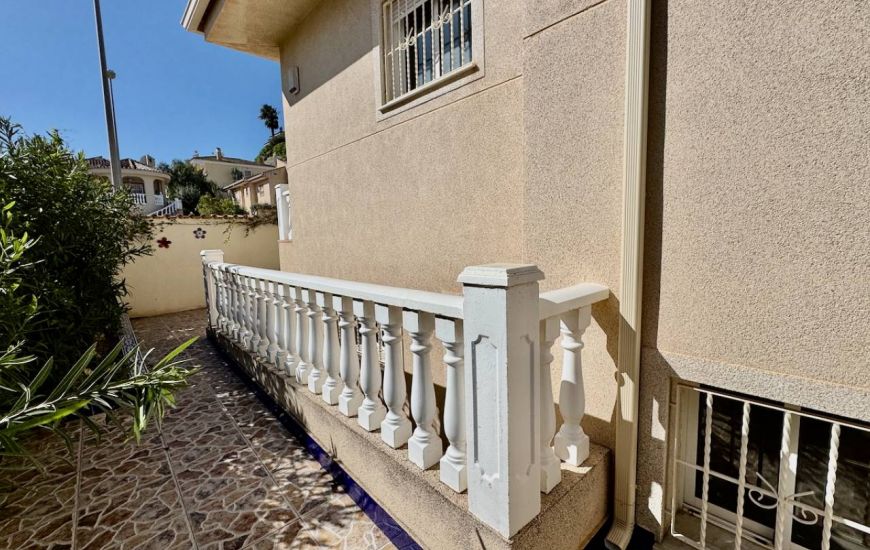 Sale - Villa - Benijófar - 