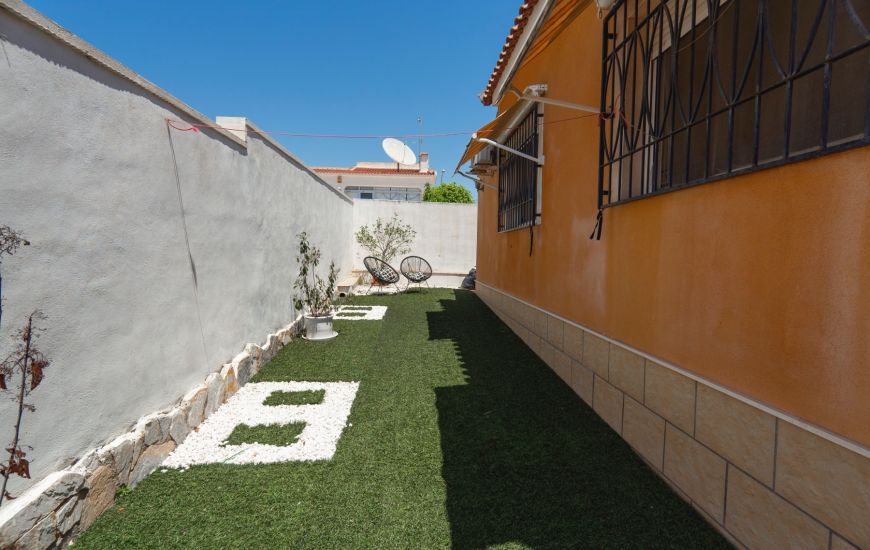 Sale - Villa - Ciudad Quesada