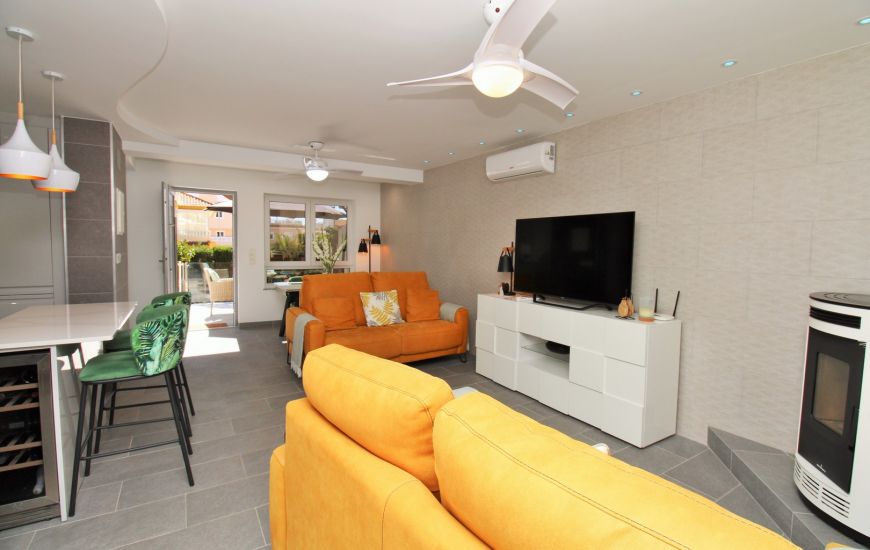 Sale - Bungalow - Villamartin