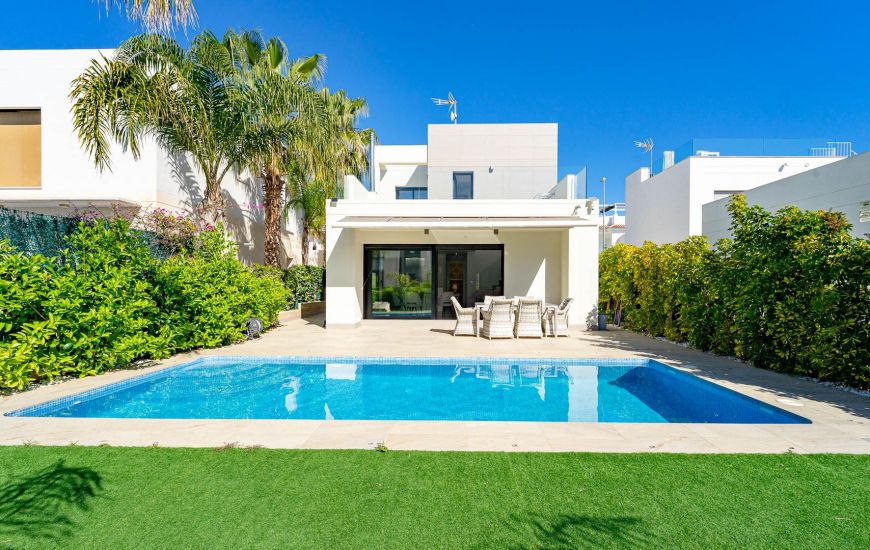 Sale - Villa - Ciudad Quesada