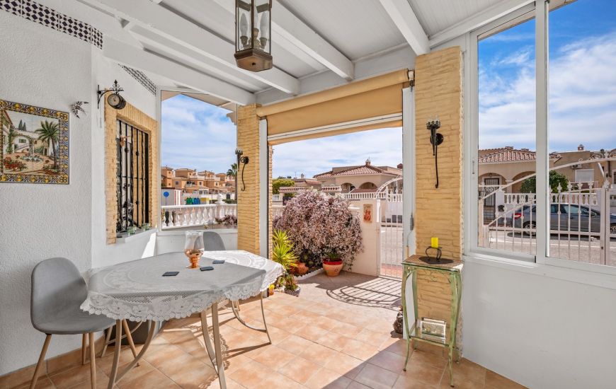 Sale - Villa - Algorfa